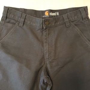 Barely worn men’s Carhart relaxed fit work pants 33 x 30